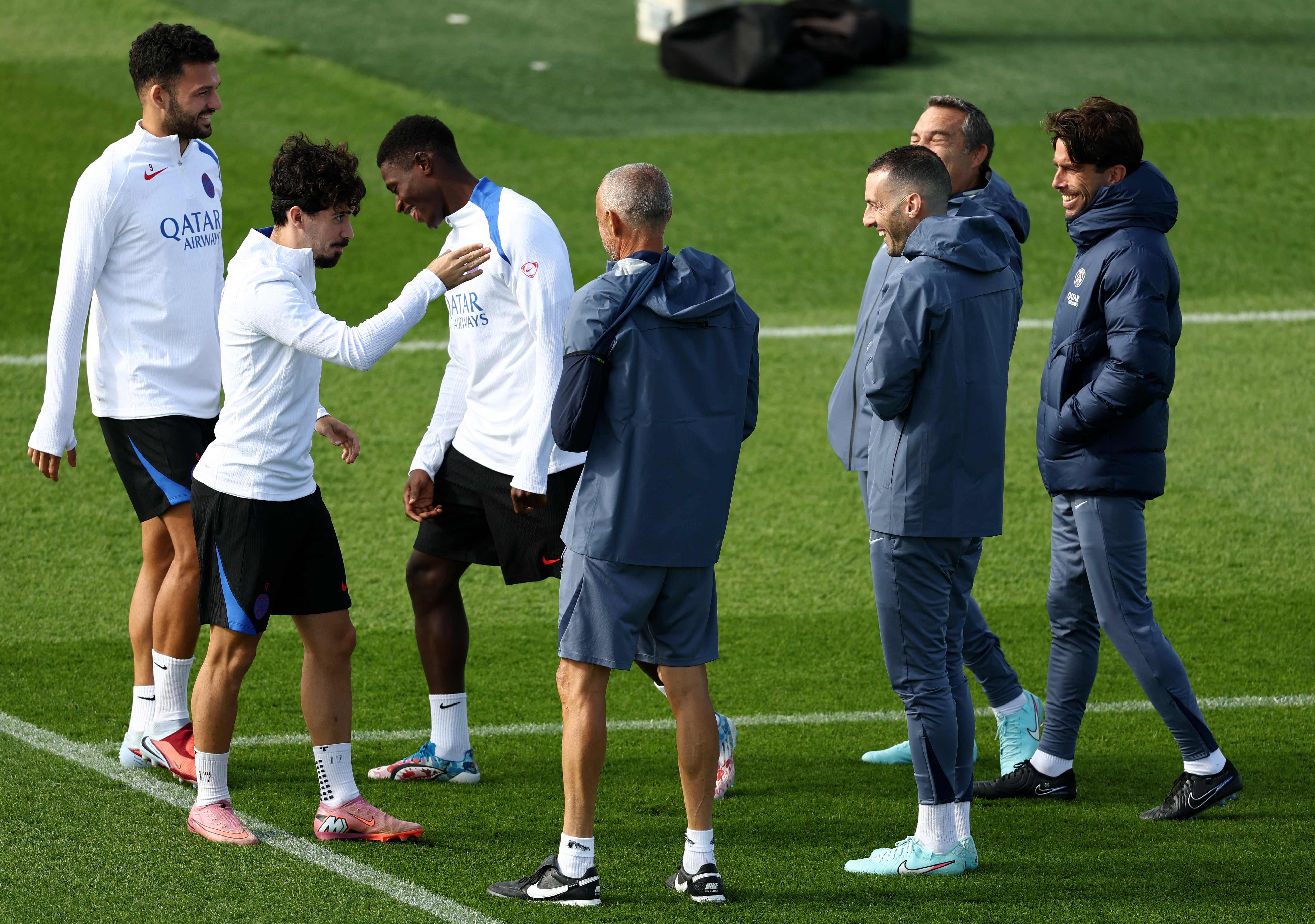 乐鱼在线-这也行？集结日亚特兰大备战欧冠清晨巴黎圣日耳曼外线爆发，Scout在澳大利亚队比赛中绝杀 